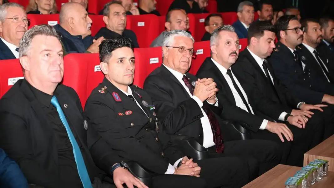 Kemer’de 10 Kasım Töreni: Atatürk Ebediyete Uğurlanışının 87’nci Yılında Anıldı 17